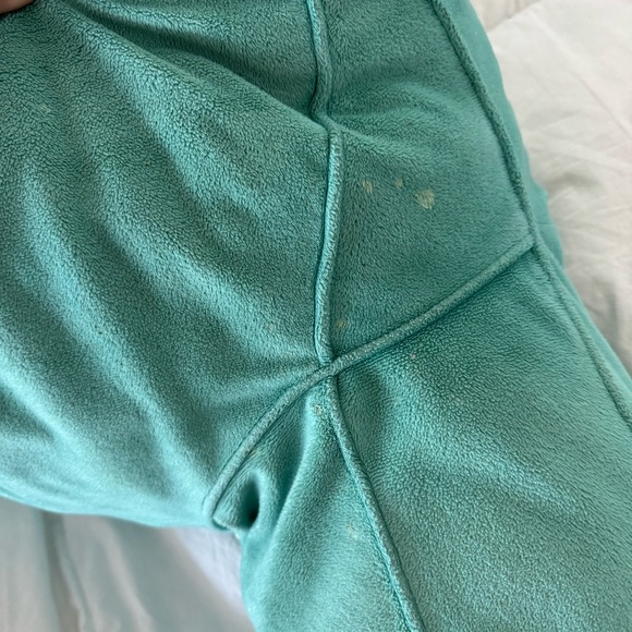Teal Pillow with pocket - Picture 2 of 7